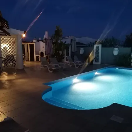 2, Great Spot Oura Beach, Вилла