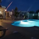 Villa 2, Great Spot Oura Beach, *