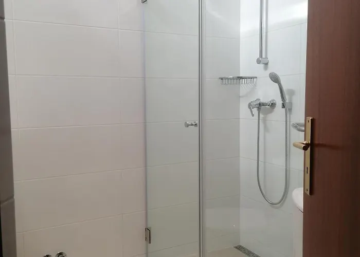 2, Great Spot Oura Beach, Albufeira