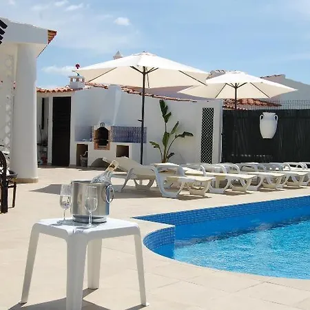 2, Great Spot Oura Beach,